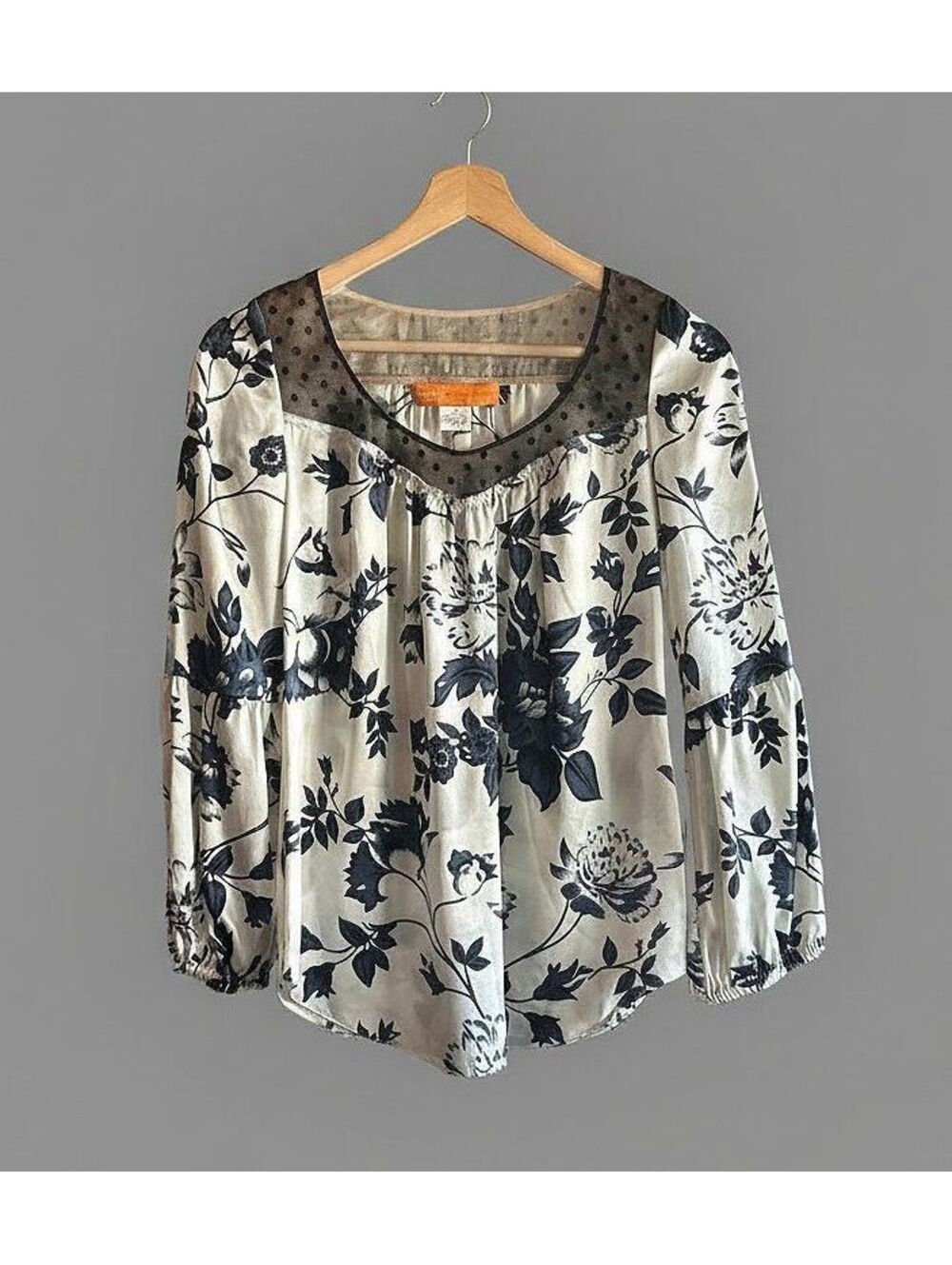 Cynthia Steffe Peasant Top Size 0 Beige Navy Floral Sheer Boho Silk Blouse Top